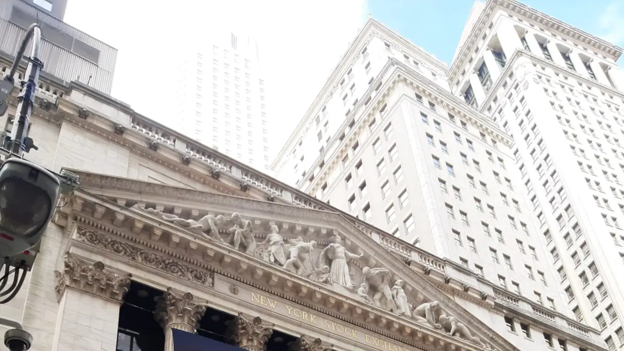 Los 30 años de YPF en Wall Street: ganancias, proyectos y futuro como turbina del desarrollo